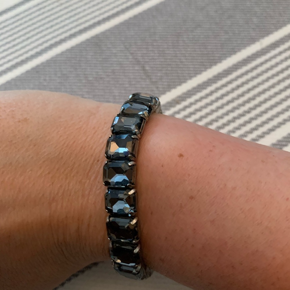 Stretch black crystal bracelet, good condition